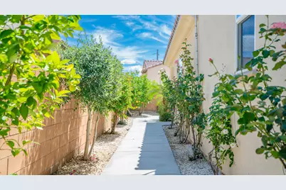51938 Via Tolosa, La Quinta, CA 92253 - Photo 23