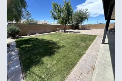 2329 Shore Hawk Avenue, Thermal, CA 92274 - Photo 19