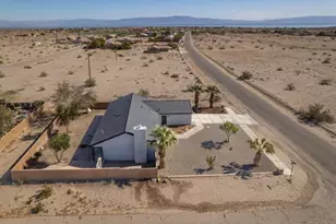2329 Shore Hawk Ave, Thermal, CA 92274 - Photo 21