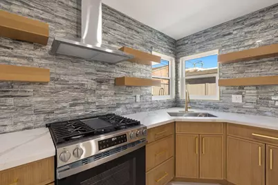 1372 E Camino Primrose E, Palm Springs, CA 92264 - Photo 49