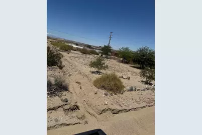 16 Woodward Avenue, 29 Palms, CA 92277 - Photo 9