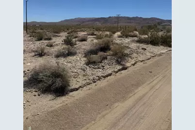 16 Woodward Avenue, 29 Palms, CA 92277 - Photo 7