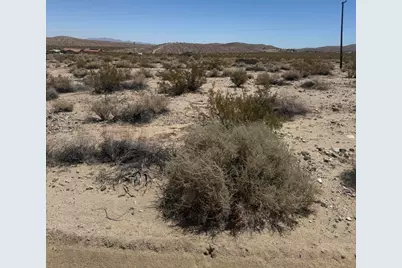 17 Woodward Avenue, 29 Palms, CA 92277 - Photo 5