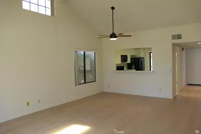 7500 Regency Drive, Palm Springs, CA 92264 - Photo 7