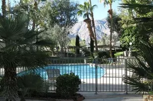 353 E Via Escuela, Palm Springs, CA 92262 - Photo 19
