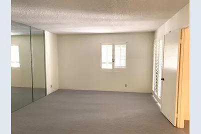 353 E Via Escuela #213, Palm Springs, CA 92262 - Photo 11