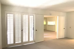 353 E Via Escuela, Palm Springs, CA 92262 - Photo 13