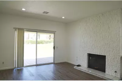 259 Desert Falls Drive E, Palm Desert, CA 92211 - Photo 5