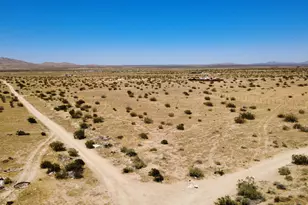 185 E Ave P, Palmdale, CA 93550 - Photo 1
