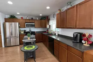 33570 Barcelona Dr, Thousand Palms, CA 92276 - Photo 11