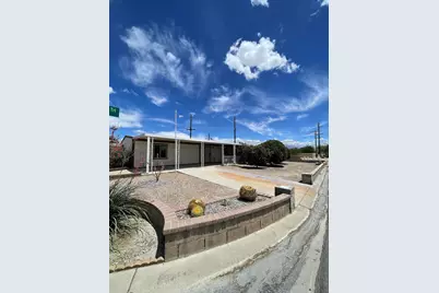 33570 Barcelona Drive, Thousand Palms, CA 92276 - Photo 5