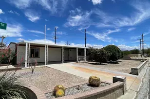 33570 Barcelona Dr, Thousand Palms, CA 92276 - Photo 5