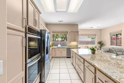 37616 Pineknoll Avenue, Palm Desert, CA 92211 - Photo 27