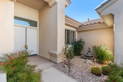 37616 Pineknoll Avenue, Palm Desert, CA 92211 - Photo 5