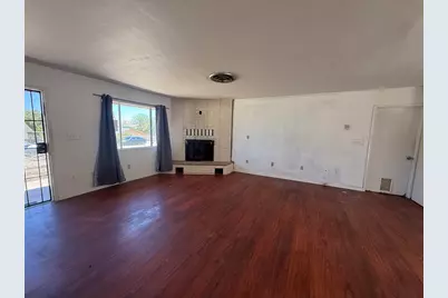 10934 Knobb Avenue, Morongo Valley, CA 92256 - Photo 3