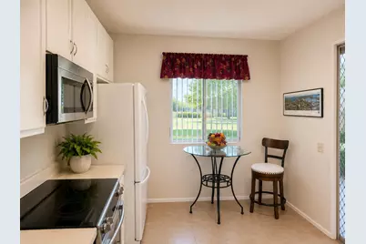 28486 Taos Court, Cathedral City, CA 92234 - Photo 9