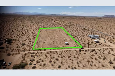 971 Center, Joshua Tree, CA 92252 - Photo 1