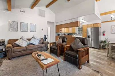 109 E Country Club Boulevard, Big Bear City, CA 92314 - Photo 7