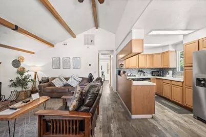 109 E Country Club Boulevard, Big Bear City, CA 92314 - Photo 5