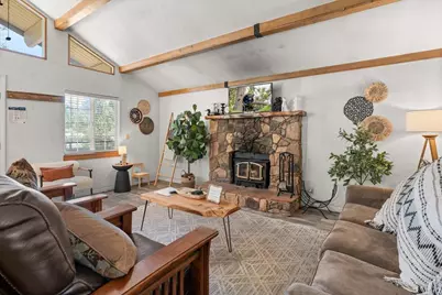 109 E Country Club Boulevard, Big Bear City, CA 92314 - Photo 9