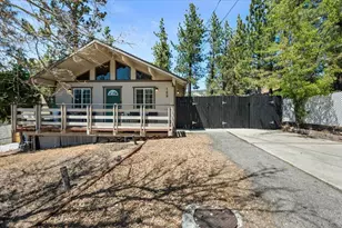 109 E Country Club Blvd, Big Bear City, CA 92314 - Photo 3