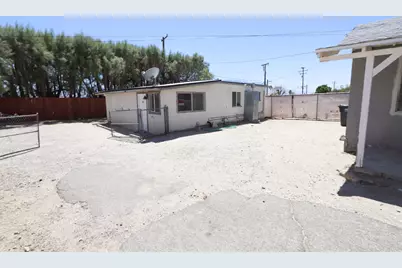 66175 Acoma Avenue, Desert Hot Springs, CA 92240 - Photo 5