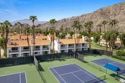 76972 Calle Mazatlan, La Quinta, CA 92253 - Photo 11