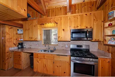39187 Arapahoe Road, Fawnskin, CA 92333 - Photo 13