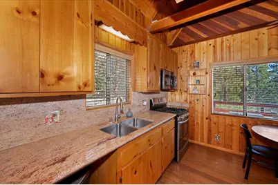 39187 Arapahoe Road, Fawnskin, CA 92333 - Photo 15