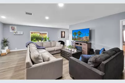 32228 Wells Fargo, Thousand Palms, CA 92276 - Photo 9