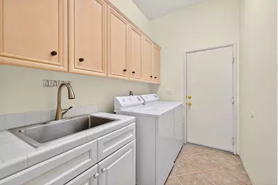 83 N Kavenish Drive, Rancho Mirage, CA 92270 - Photo 21