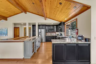 54720 Falling Leaf Dr, Idyllwild, CA 92549 - Photo 17