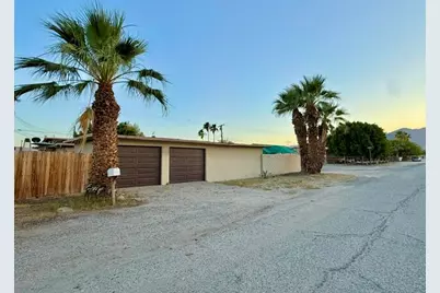 223 Imperial Avenue, Thermal, CA 92274 - Photo 9