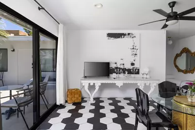 354 E Stevens E, Palm Springs, CA 92262 - Photo 31