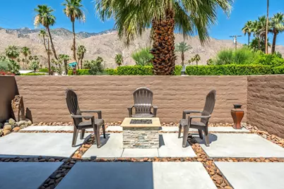 696 S Warm Sands Drive, Palm Springs, CA 92264 - Photo 17