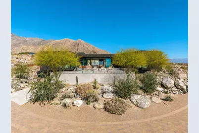 2085 Desert Flower Court, Palm Springs, CA 92262 - Photo 7
