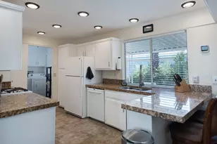 24 Coble Dr, Cathedral City, CA 92234 - Photo 15
