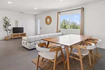 2071 Border Avenue, Joshua Tree, CA 92252 - Photo 9