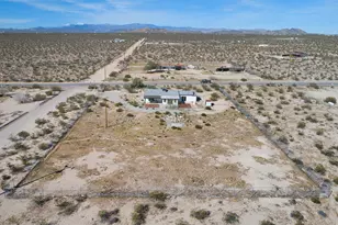 2071 Border Ave, Joshua Tree, CA 92252 - Photo 3