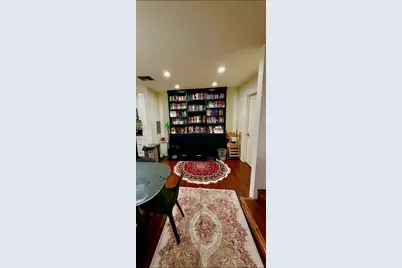 7301 Lennox Avenue #C10, Van Nuys, CA 91405 - Photo 3