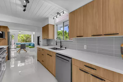1635 Palm Tree Drive, Palm Springs, CA 92264 - Photo 9
