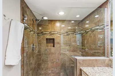 290 Vista Royale Circle W, Palm Desert, CA 92211 - Photo 17
