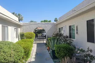 835 E Vista Chino, Palm Springs, CA 92262 - Photo 19