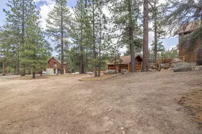 379 Fawntrail Place, Big Bear Lake, CA 92315 - Photo 47