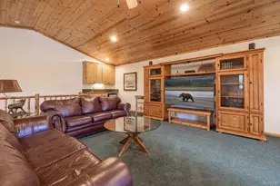 379 Fawn Trail Pl, Big Bear Lake, CA 92315 - Photo 13