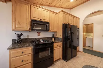 379 Fawntrail Place, Big Bear Lake, CA 92315 - Photo 9