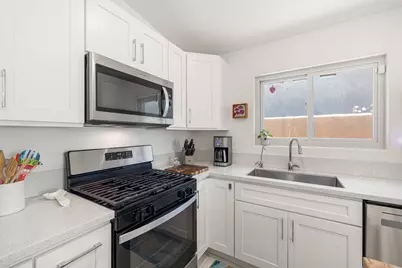 53045 Avenida Alvarado, La Quinta, CA 92253 - Photo 7
