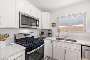 53045 Avenida Alvarado, La Quinta, CA 92253 - Photo 7