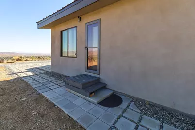 57795 Santa Barbara Drive, Yucca Valley, CA 92284 - Photo 7