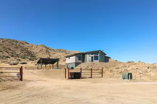 57795 Santa Barbara Dr, Yucca Valley, CA 92284 - Photo 5